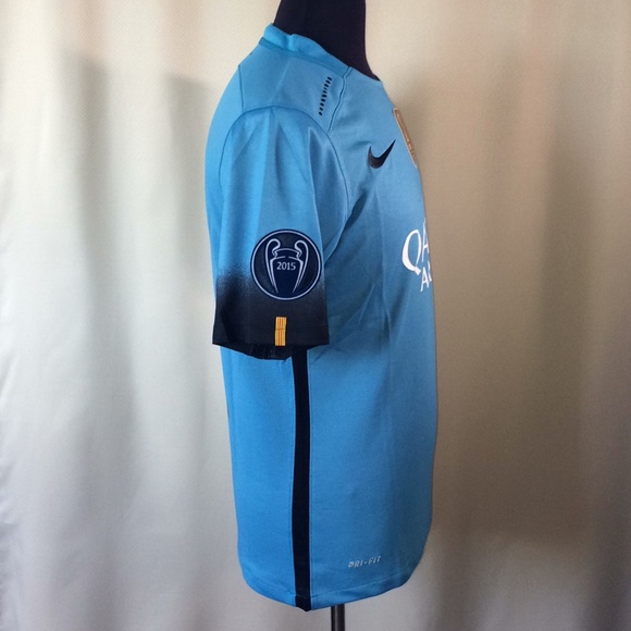 Barcelona Away Jersey-OPEN TO OFFERS!😊💵💵 - Picture 5 of 15